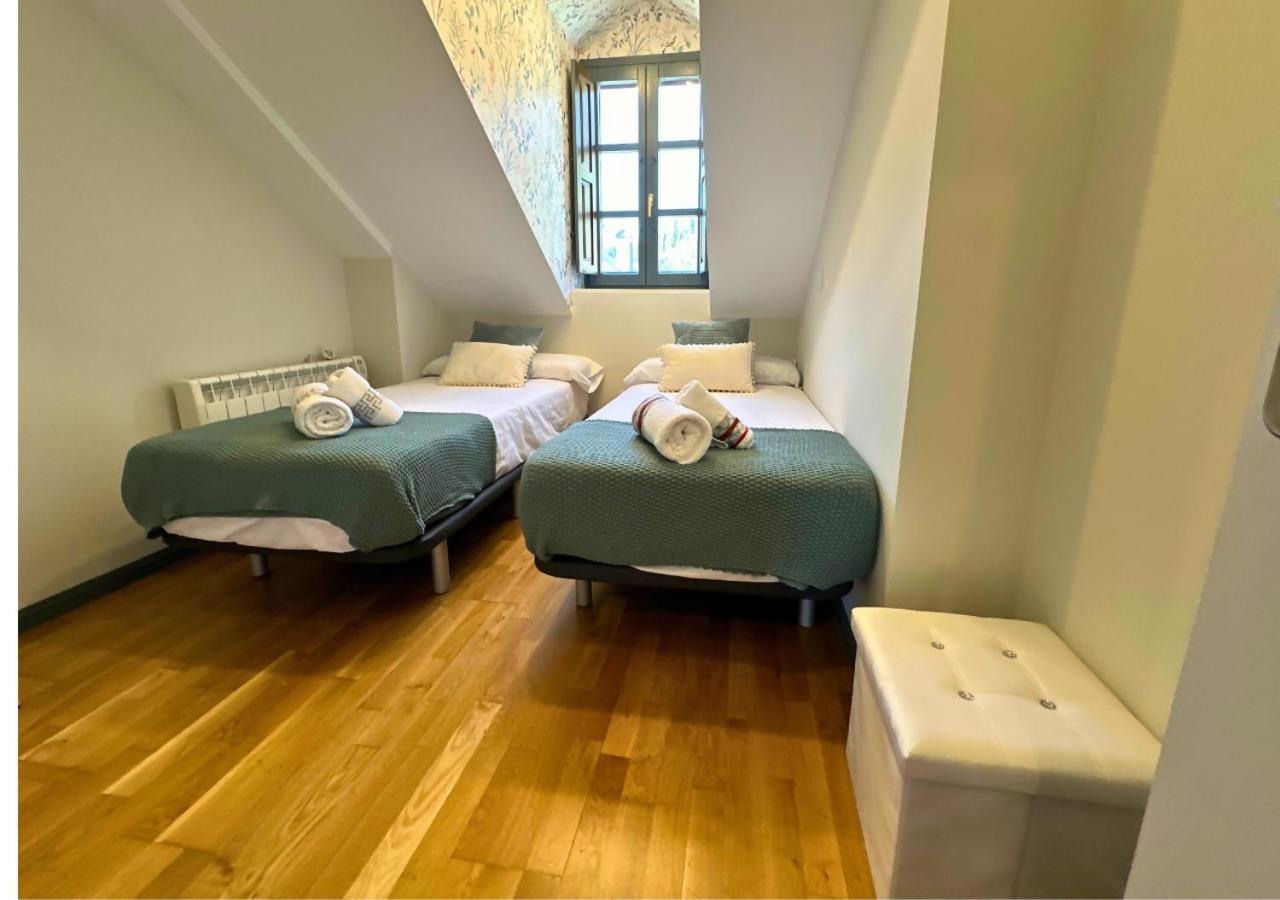 Caldares Exclusivo Atico En El Pueyo De Jaca Apartment Panticosa Bagian luar foto