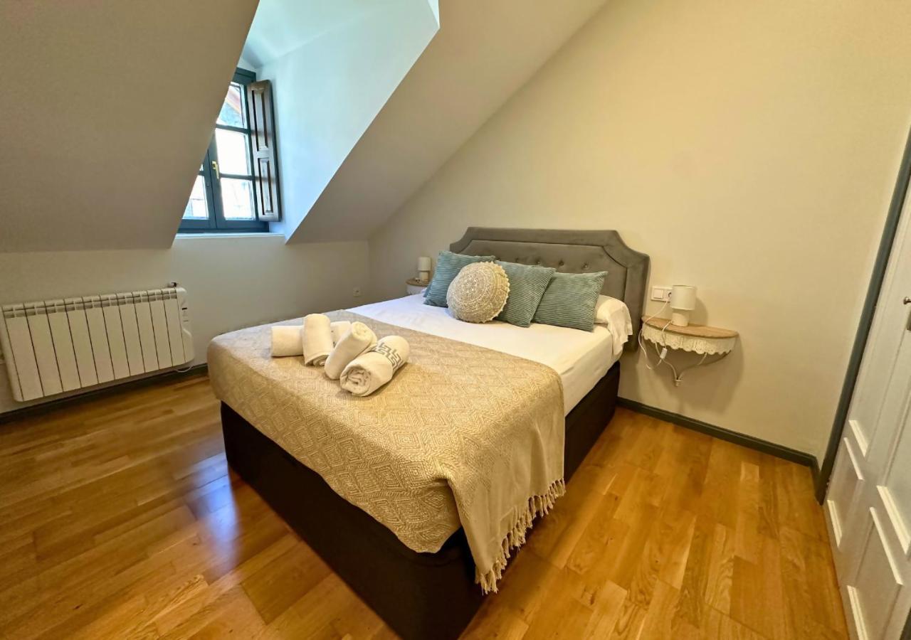Caldares Exclusivo Atico En El Pueyo De Jaca Apartment Panticosa Bagian luar foto
